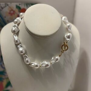 PINK CLOVER 20INCHES DENKAYS STATMENT NECKLACE
